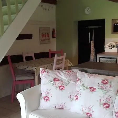 Maison May La Petite Grange Semesterbostad *